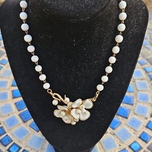 Elegant Gold and White Floral Necklace